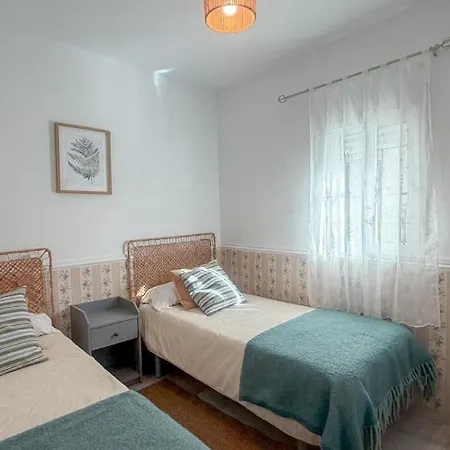 La Paloma Blanca فيلة