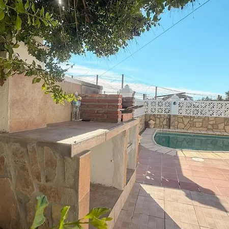 La Paloma Blanca فيلة تورّوكس كوستا
